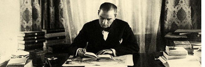 Atatürk ve Posta İdaresi