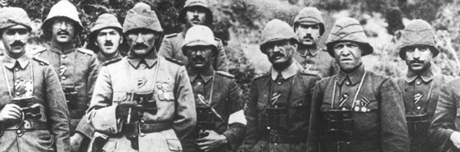 Kaderin hazırladığı Çanakkale fatihi ; Atatürk